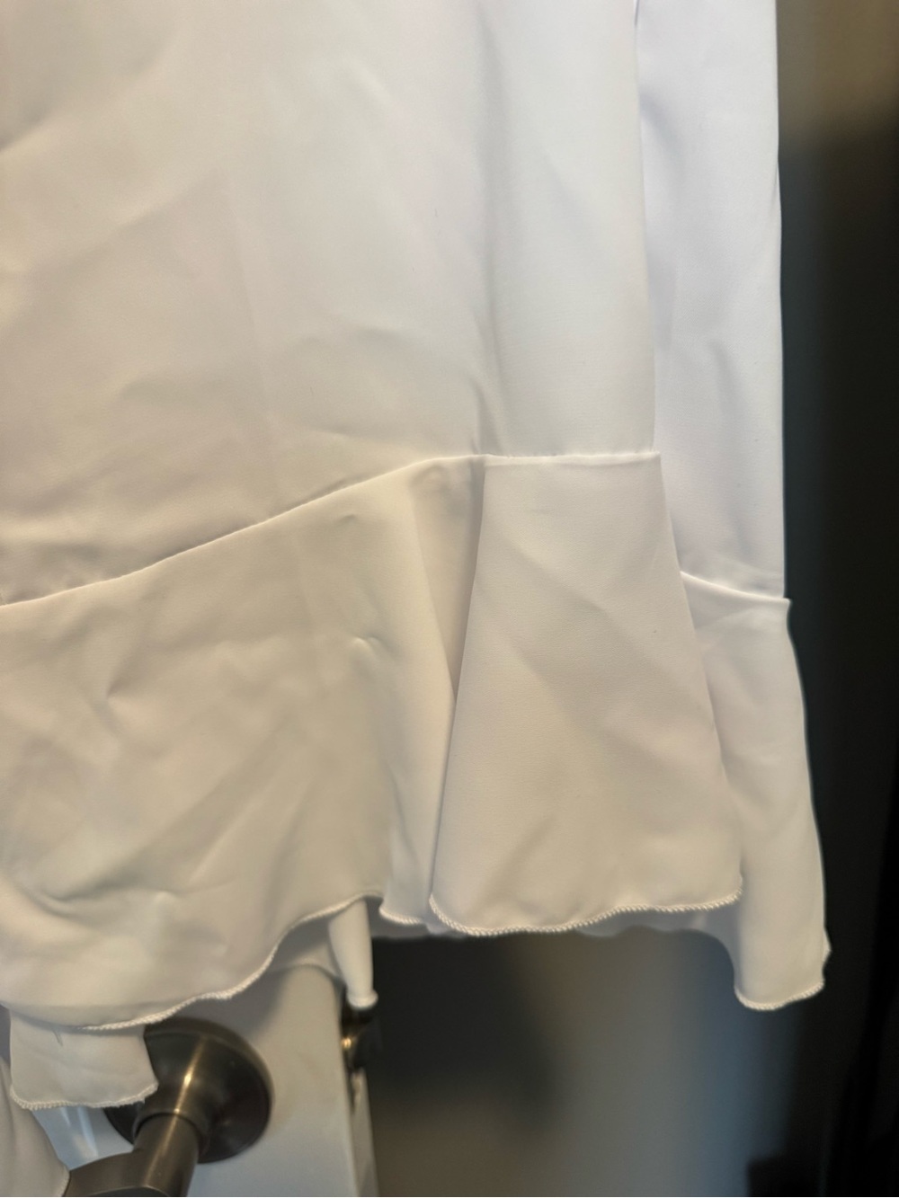 White Ruffle-Sleeve Open Front Robe - Picture 4 of 6